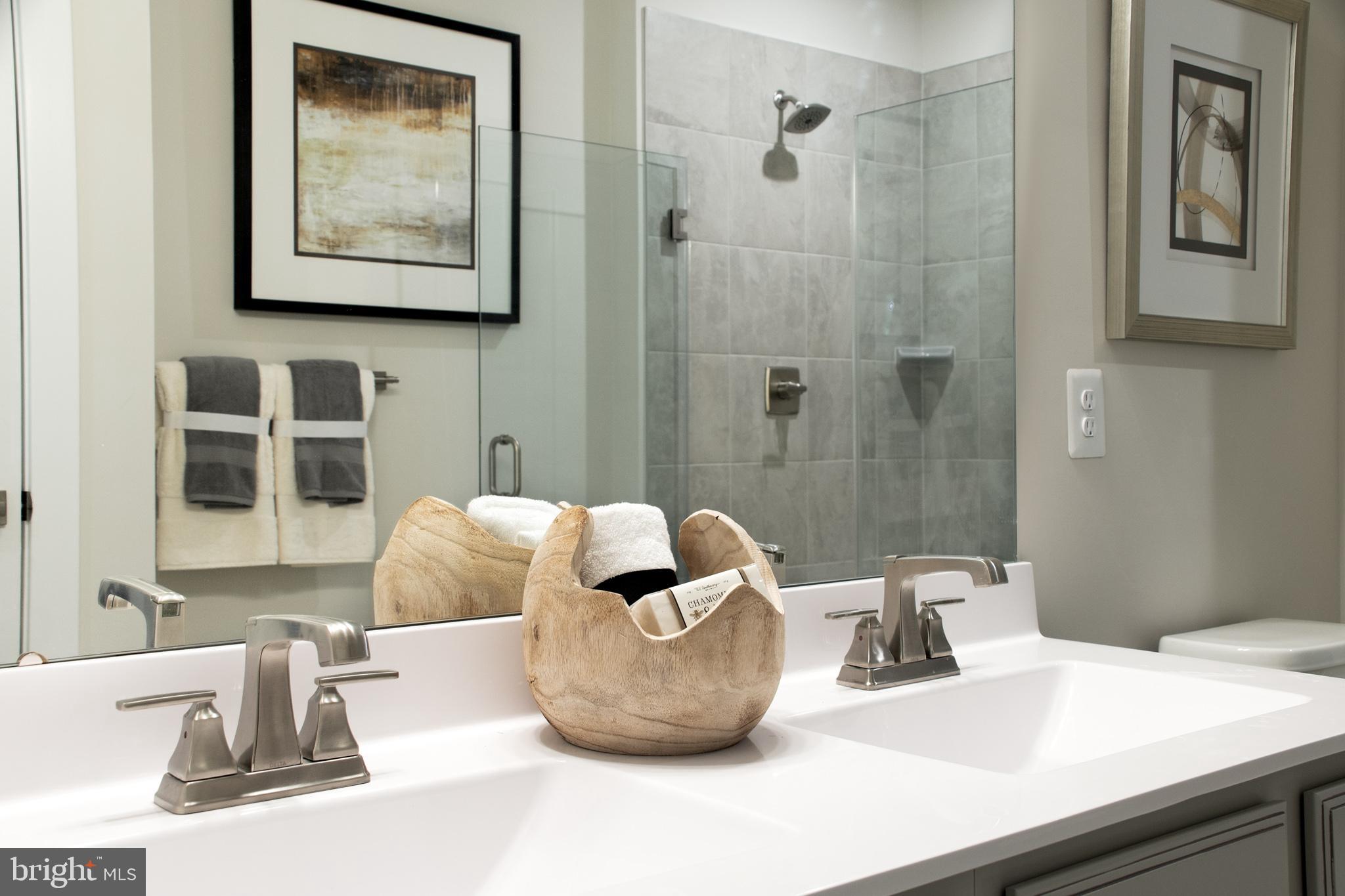 10421 Resort Road, Unit R Ellicott City, MD 21042 - Photo 24 of 33 Gallery Image 24
