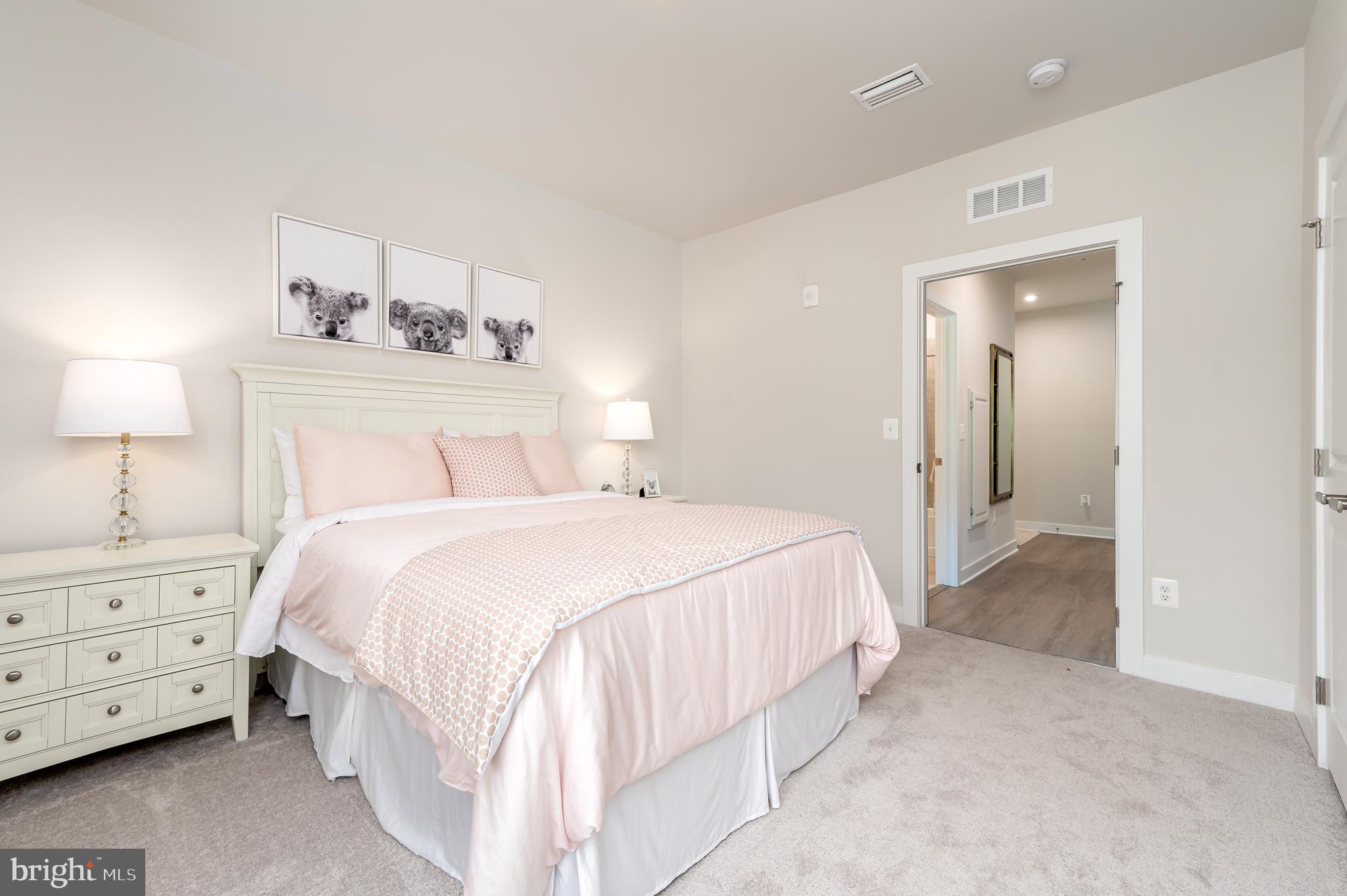 10421 Resort Road, Unit R Ellicott City, MD 21042 - Photo 27 of 33 Gallery Image 27
