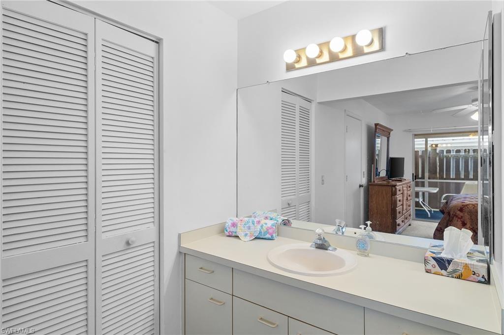 3364 Timberwood Circle Naples, FL 34105 - Photo 12 of 34