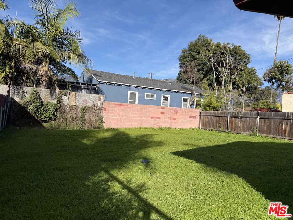 281 Stanton Street Pasadena, CA 91103 - Photo 19 of 19