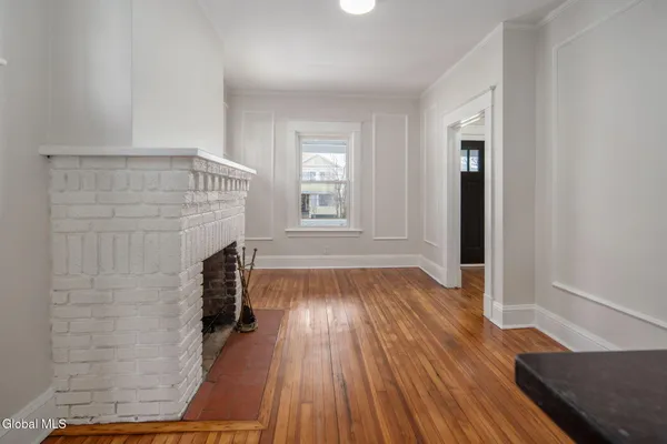 $299,999 | 18 Fairlawn Avenue, Albany, NY 12203