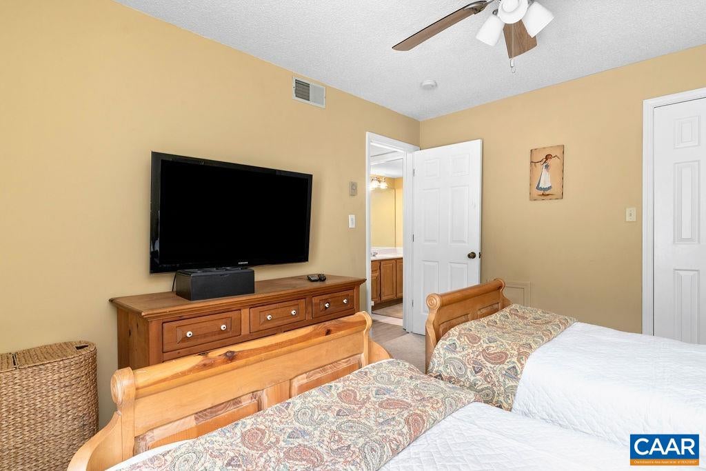 2049 Stone Ridge Roseland, VA 22967 - Photo 19 of 46 Gallery Image 19