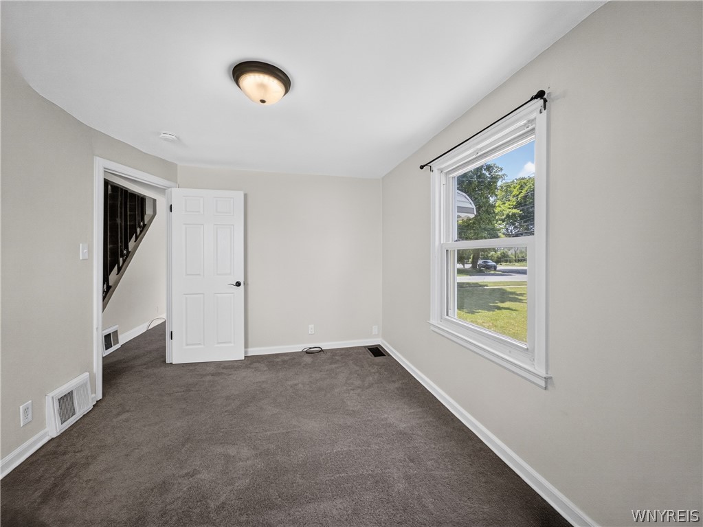 831 Beach Road Cheektowaga, NY 14225 - Photo 30 of 46