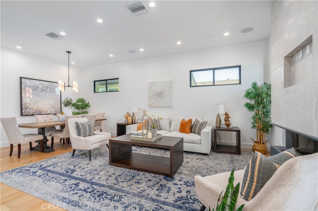 2101 Rockefeller Lane Redondo Beach, CA 90278 - Photo 8 of 45 Open Living Space