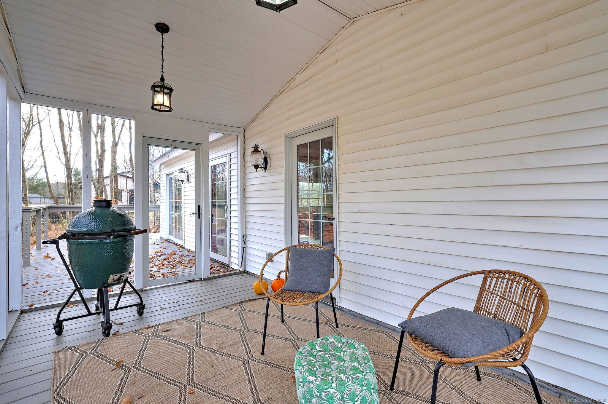 24 Hickory Lane Roxbury, CT 06783 - Photo 37 of 40 a living room with furniture and a potted plant