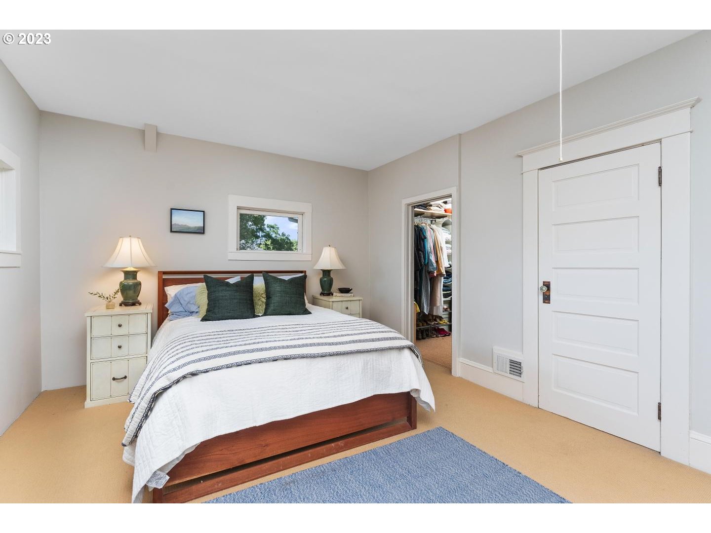 4027 North Colonial Avenue Portland, OR 97227 - Photo 17 of 47 a bedroom with a bed and a closet