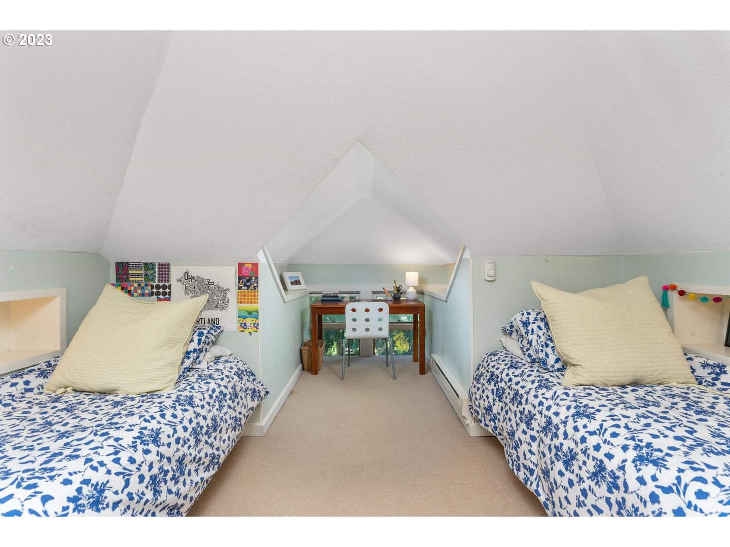 4027 North Colonial Avenue Portland, OR 97227 - Photo 25 of 47 a bedroom with a bed and dresser
