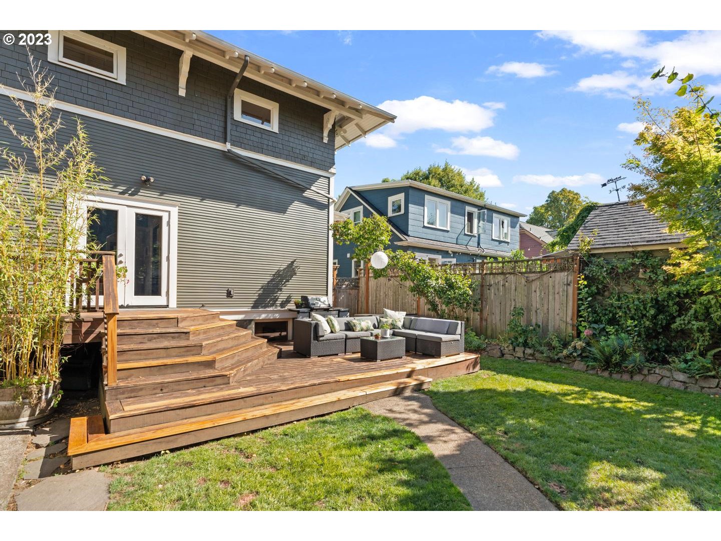 4027 North Colonial Avenue Portland, OR 97227 - Photo 36 of 47 a view of a house with backyard and sitting area