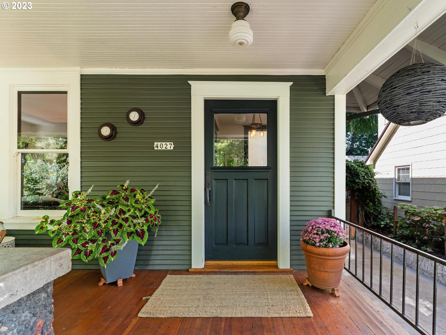 4027 North Colonial Avenue Portland, OR 97227 - Photo 42 of 47 a view of a entryway door front of house