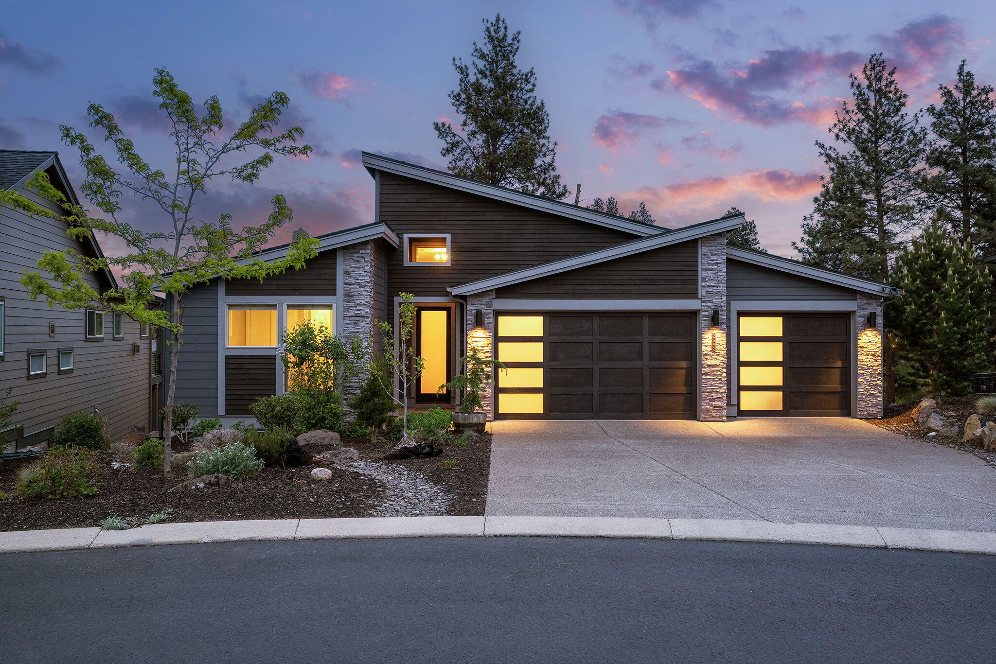 2552 Northwest Rippling River Court Bend, OR 97703 - Photo 1 of 58 01
