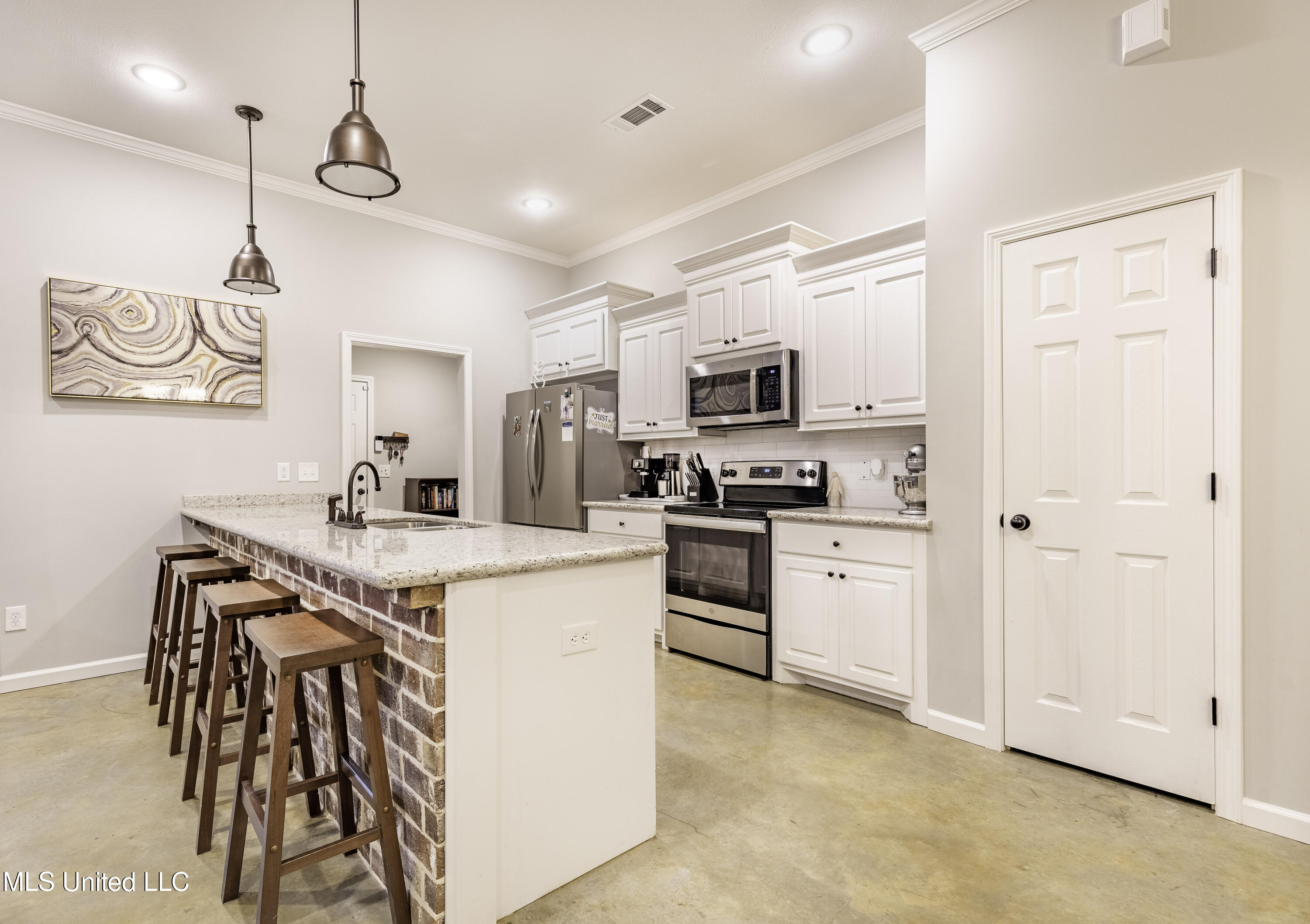 927 Filmore Dr. Brandon, MS 39042 - Photo 12 of 14 7H8A6474-HDR-Edit