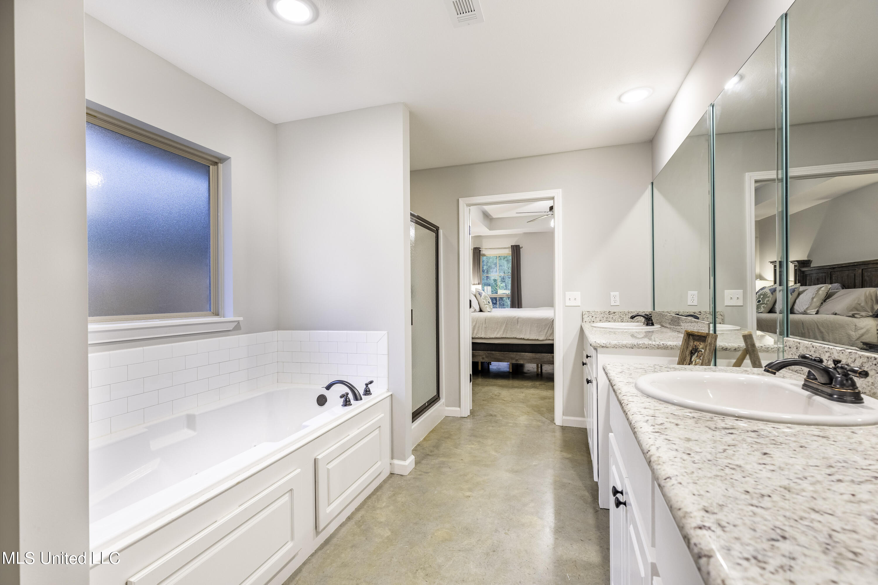 927 Filmore Dr. Brandon, MS 39042 - Photo 9 of 14 7H8A6459-HDR-Edit