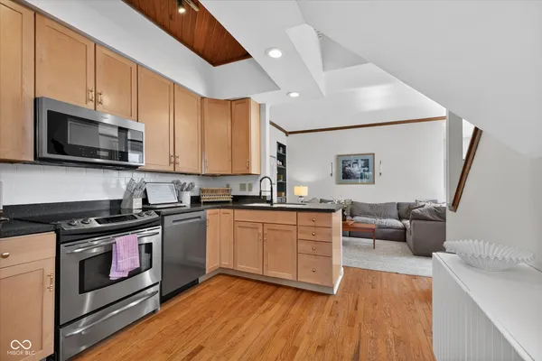 $289,500 | 1848 North Delaware Street, Indianapolis, IN 46202