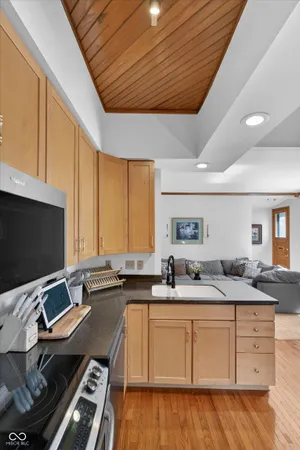 $289,500 | 1848 North Delaware Street, Indianapolis, IN 46202