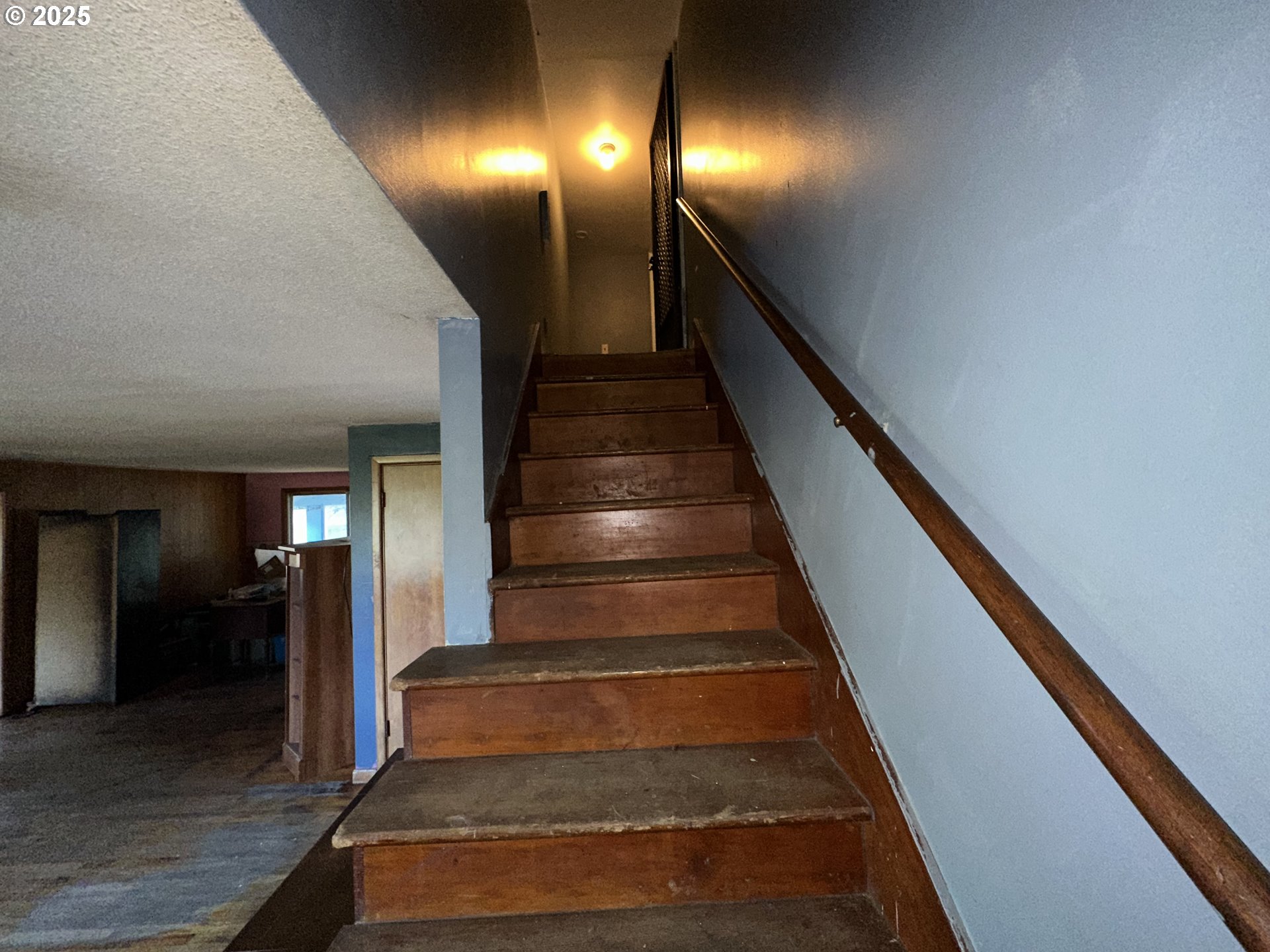 10055 Fairview Road Tillamook, OR 97141 - Photo 7 of 21 Gallery Image 7