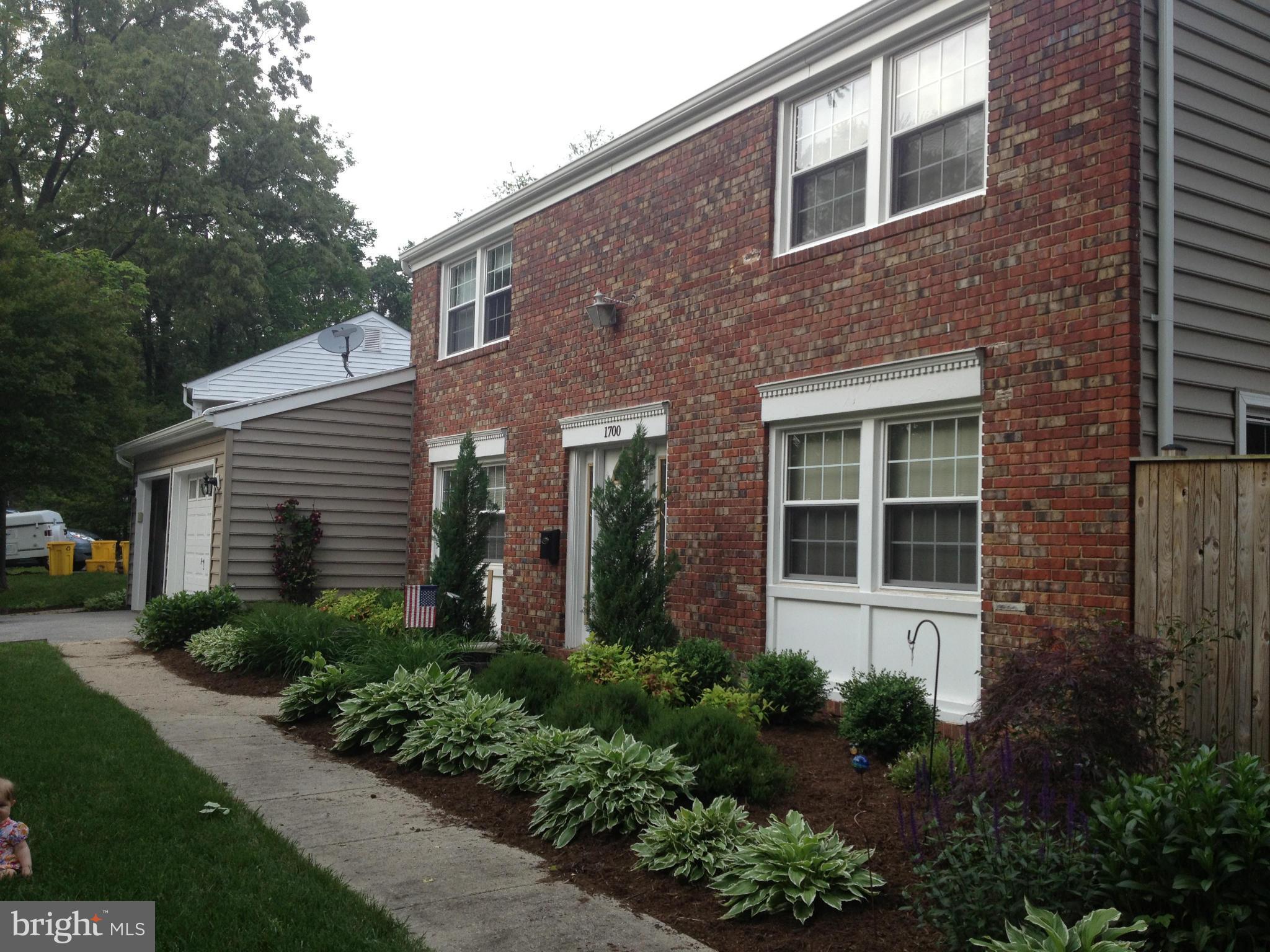 1700 Twain Road Crofton, MD 21114 - Photo 3 of 21 Exterior (Front)