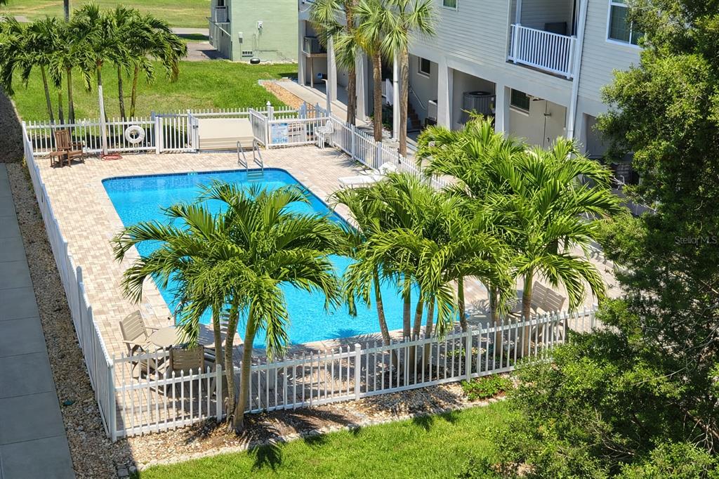 15467 Gulf Boulevard, Unit 8 Madeira Beach, FL 33708 - Photo 4 of 31