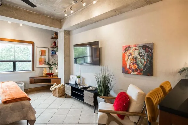 $345,000 | 131 East Broad Street, Unit 503, Athens, GA 30601