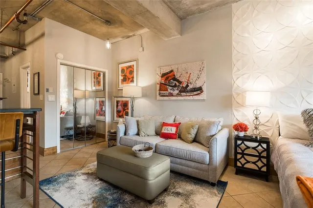 $345,000 | 131 East Broad Street, Unit 503, Athens, GA 30601