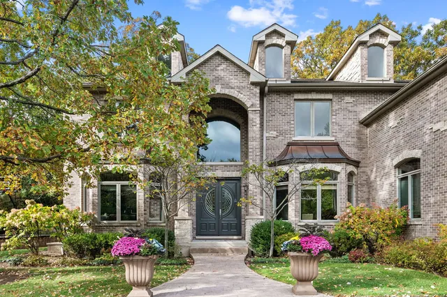 $1,699,000 | 370 Briar Lane, Highland Park, IL 60035