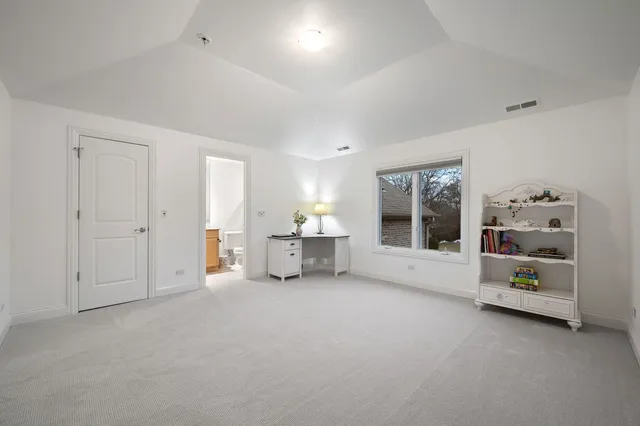 $1,699,000 | 370 Briar Lane, Highland Park, IL 60035