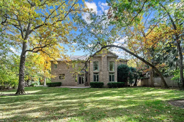$1,699,000 | 370 Briar Lane, Highland Park, IL 60035