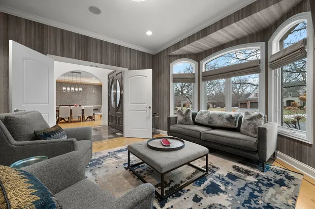 $1,699,000 | 370 Briar Lane, Highland Park, IL 60035