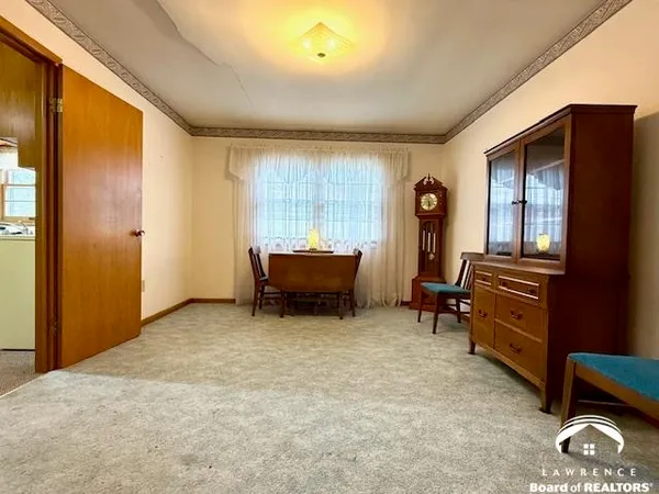 $200,000 | 1208 West 20th Street, Lawrence, KS 66046