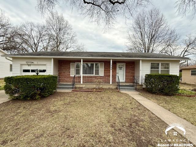 1208 West 20th Street Lawrence, KS 66046 - Photo 2 of 35