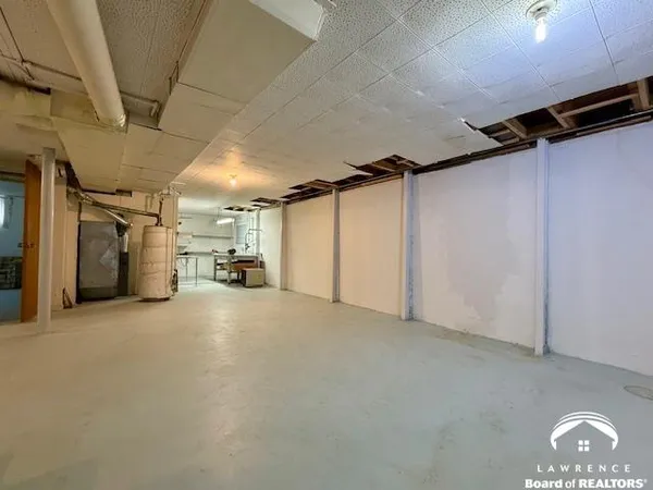 $200,000 | 1208 West 20th Street, Lawrence, KS 66046