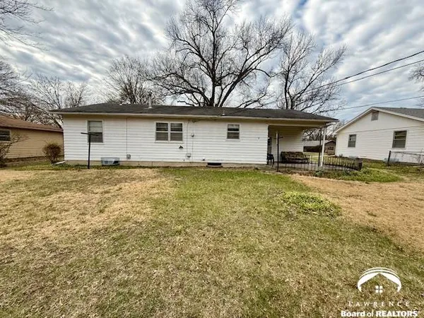 $200,000 | 1208 West 20th Street, Lawrence, KS 66046