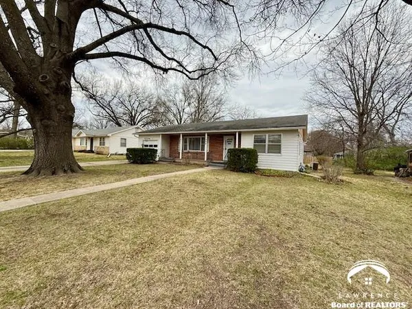 $200,000 | 1208 West 20th Street, Lawrence, KS 66046