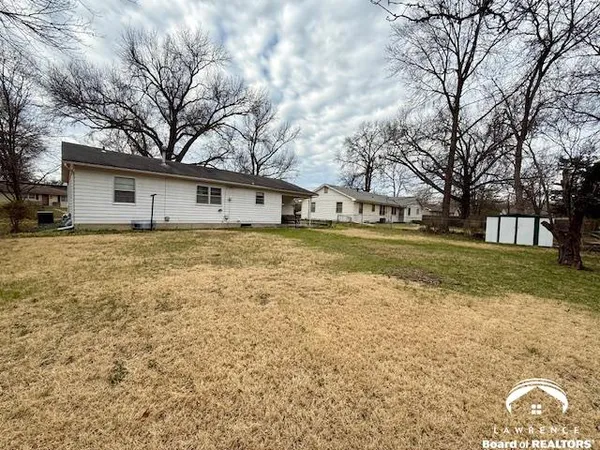 $200,000 | 1208 West 20th Street, Lawrence, KS 66046