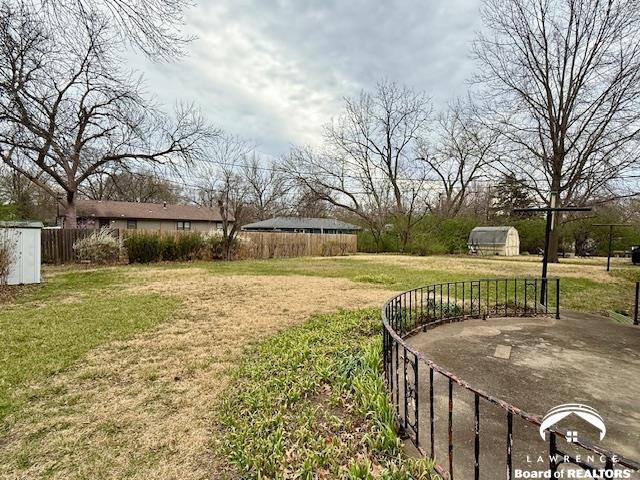 1208 West 20th Street Lawrence, KS 66046 - Photo 8 of 35