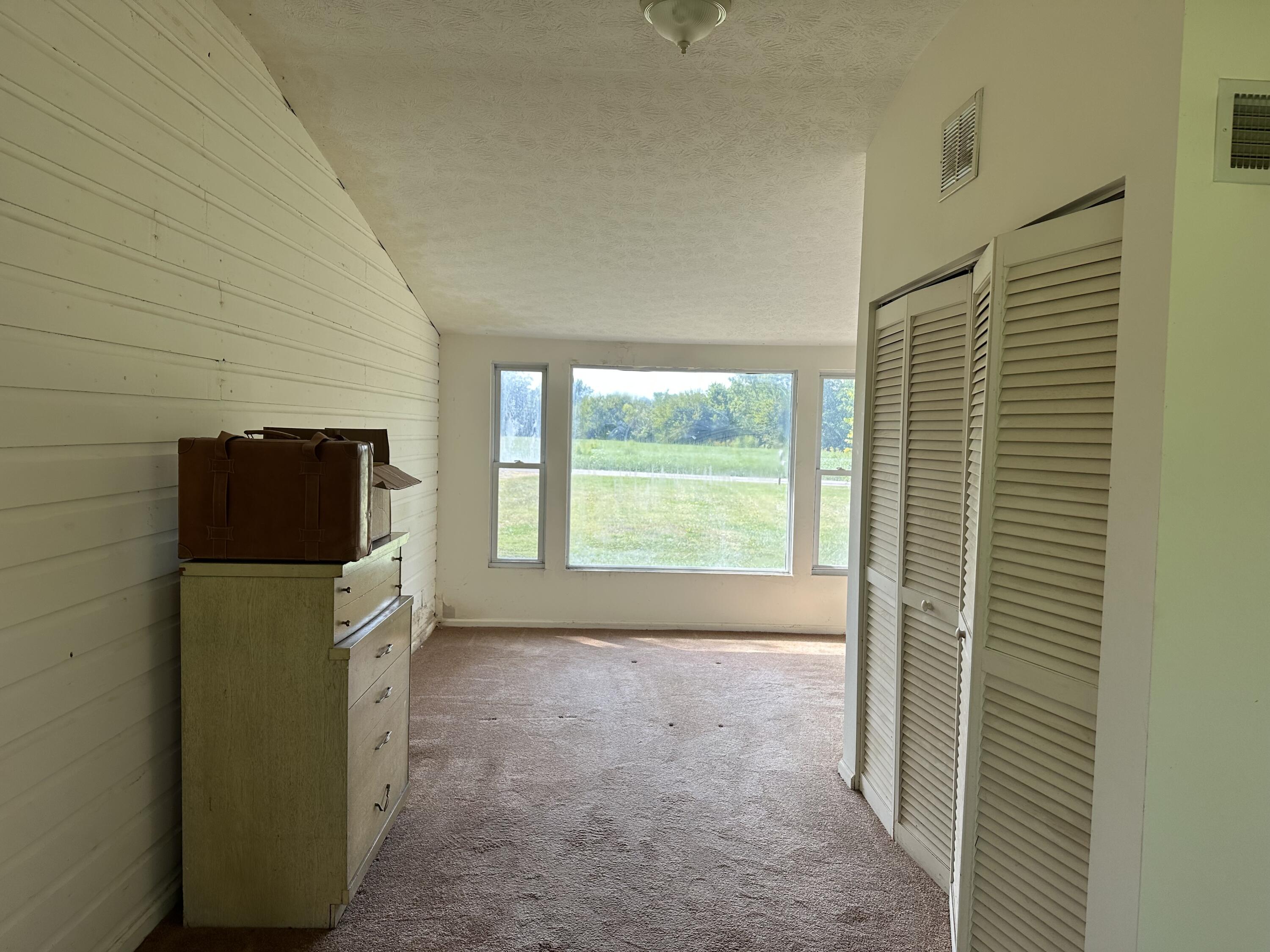 1150 West Sparrow Road Springfield, OH 45502 - Photo 14 of 30