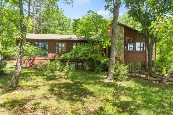 $549,000 | 175 Elk Lane, McGaheysville, VA 22840