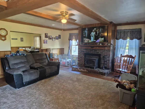$160,000 | 1201 Fairview Road, Rosiclare, IL 62982