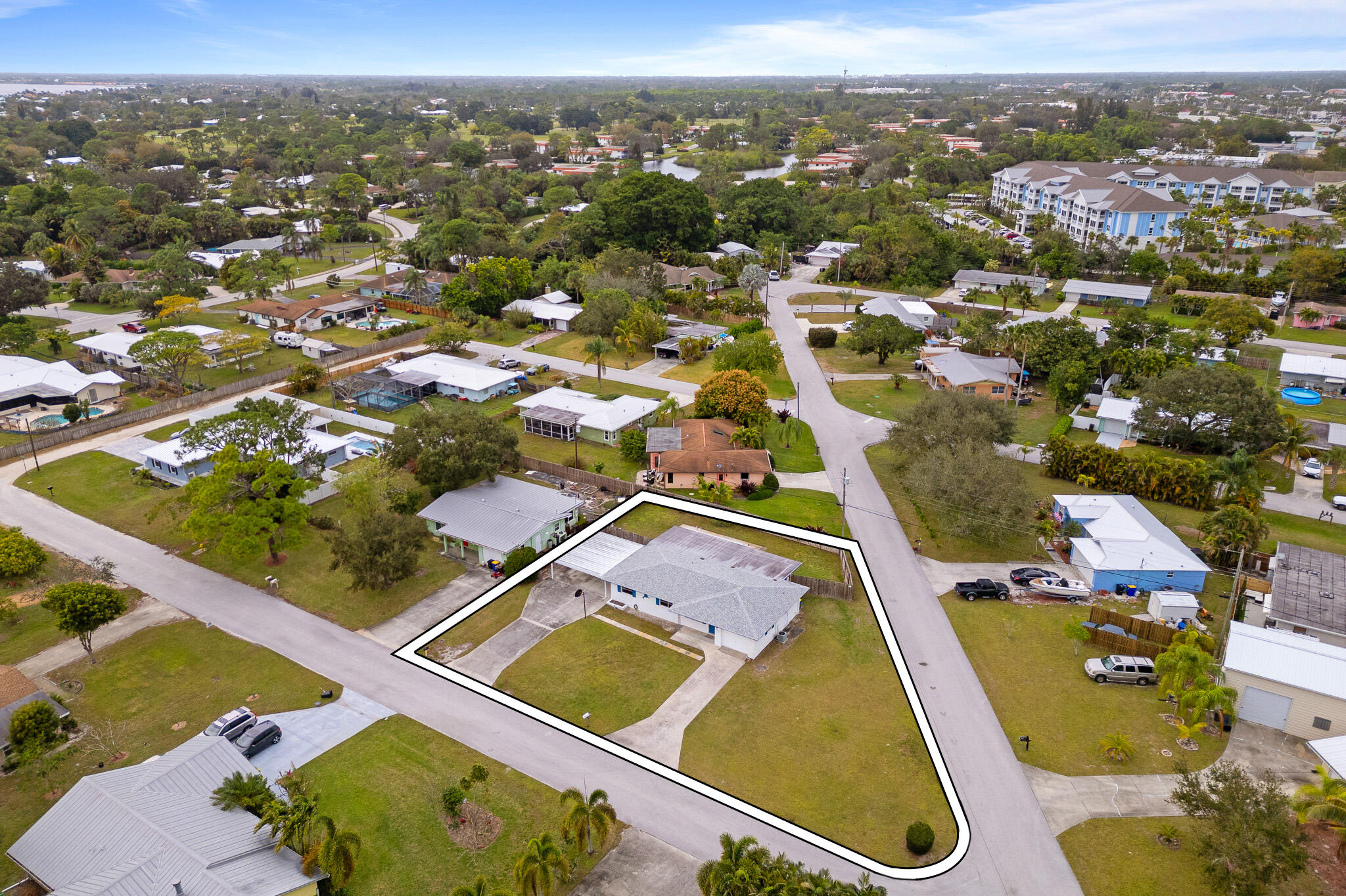 1121 Northwest 15th Terrace Stuart, FL 34994 - Photo 2 of 35 File.3