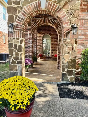 $469,900 | 1604 Creek Crest Drive, McKinney, TX 75071