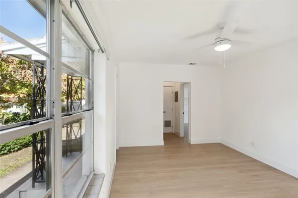 $1,975 | 221 Antiquera Avenue, Unit 8, Coral Gables, FL 33134