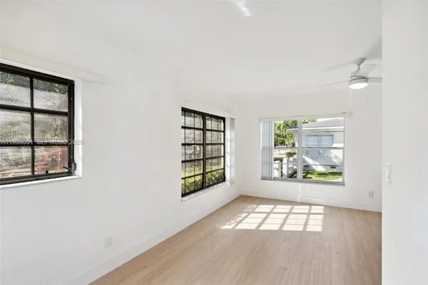 $1,975 | 221 Antiquera Avenue, Unit 8, Coral Gables, FL 33134