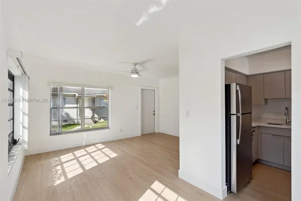 $1,975 | 221 Antiquera Avenue, Unit 8, Coral Gables, FL 33134