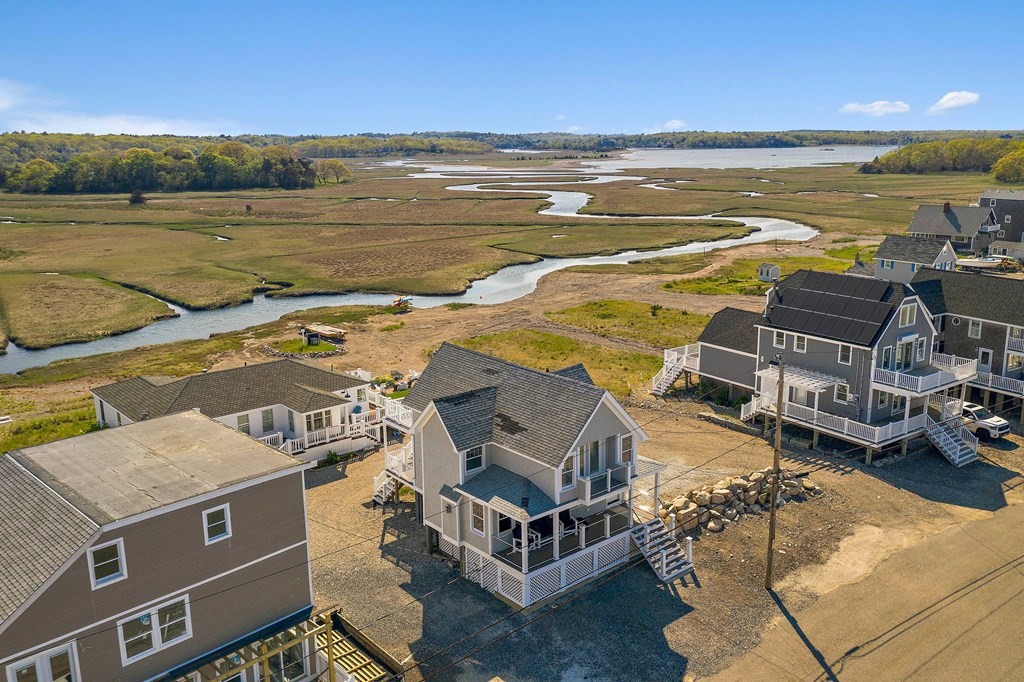 117 Glades Road Scituate, MA 02066 - Photo 3 of 42 Gallery Image 3