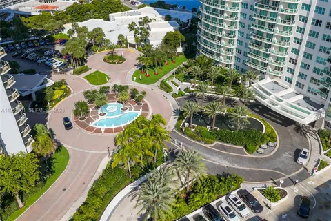 $1,580,000 | 20201 East Country Club Drive, Unit 608, Aventura, FL 33180