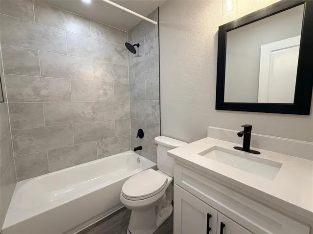 $2,300 | 7129 Southridge Trail, Fort Worth, TX 76133