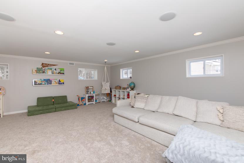 233 Densten Road Sewell, NJ 08080 - Photo 35 of 50 Family room