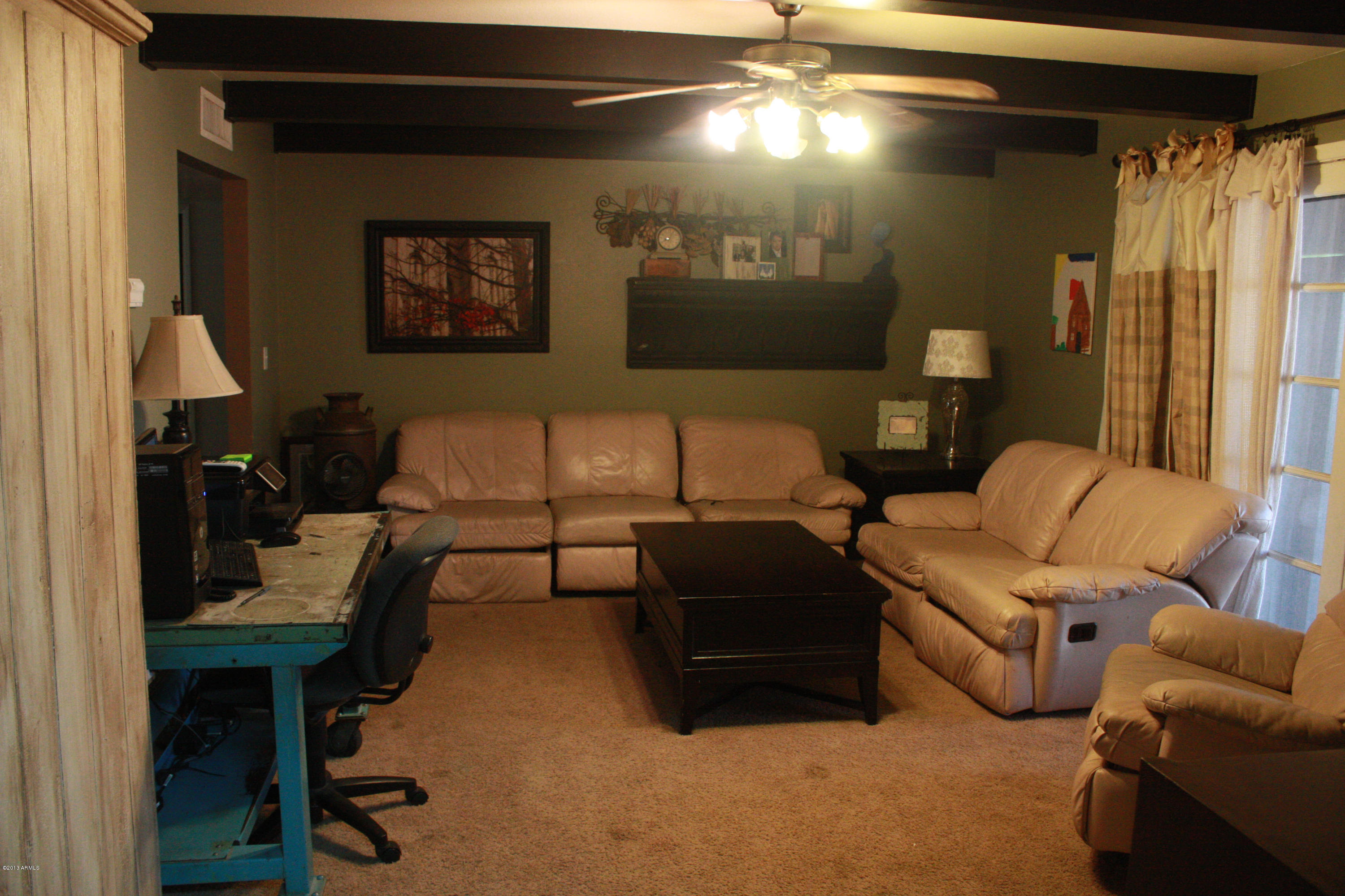 10036 South Greenfield Road Gilbert, AZ 85234 - Photo 4 of 11 Family Room