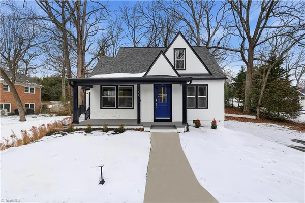 $320,000 | 206 Stone Street, Thomasville, NC 27360