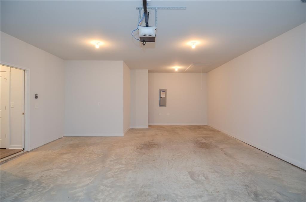 2562 Rathburn Circle Loganville, GA 30052 - Photo 32 of 45