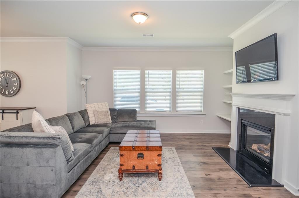 2562 Rathburn Circle Loganville, GA 30052 - Photo 8 of 45